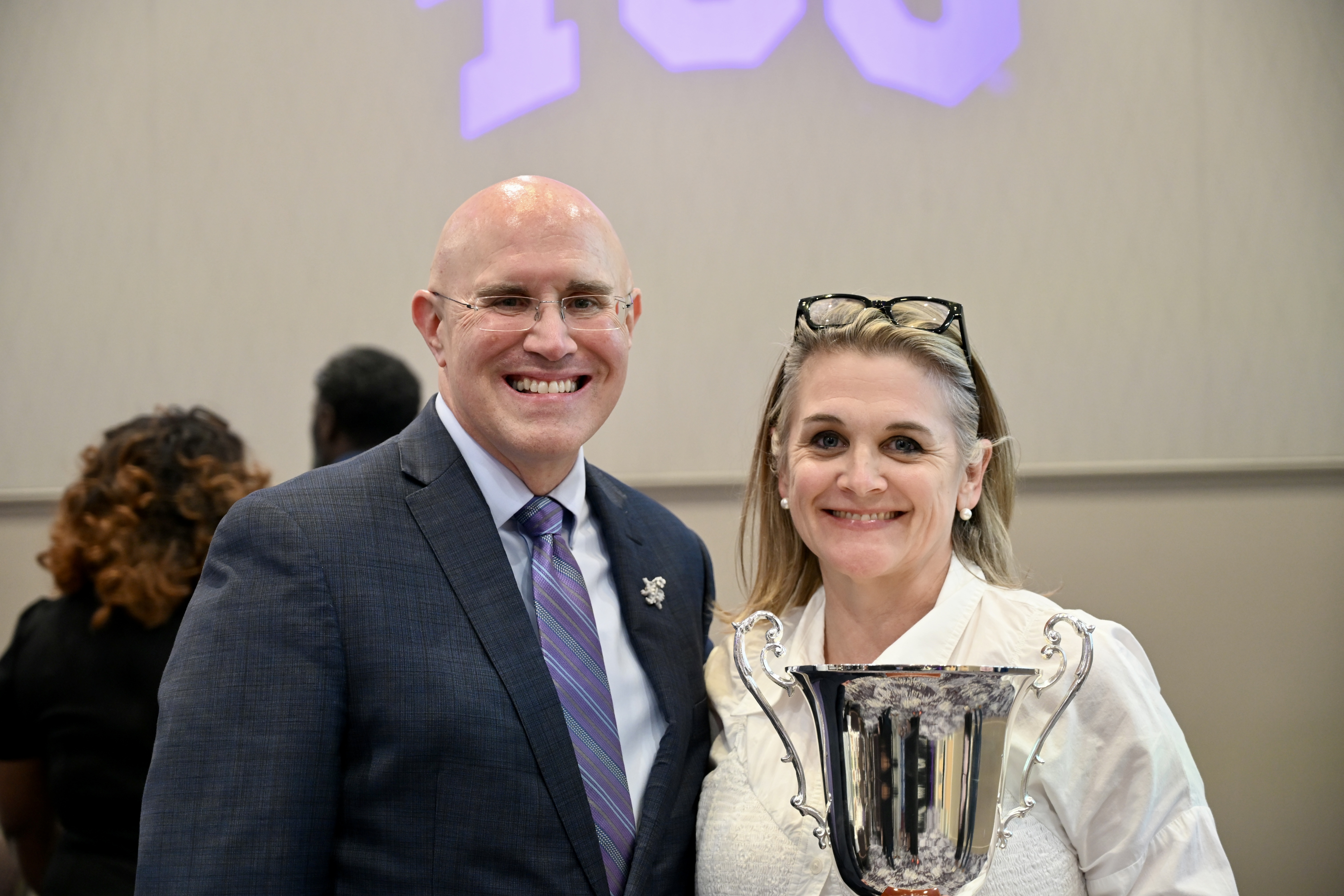 Students with Dean Ron Pitcock and Honors Professor of the Year Zack Hawley