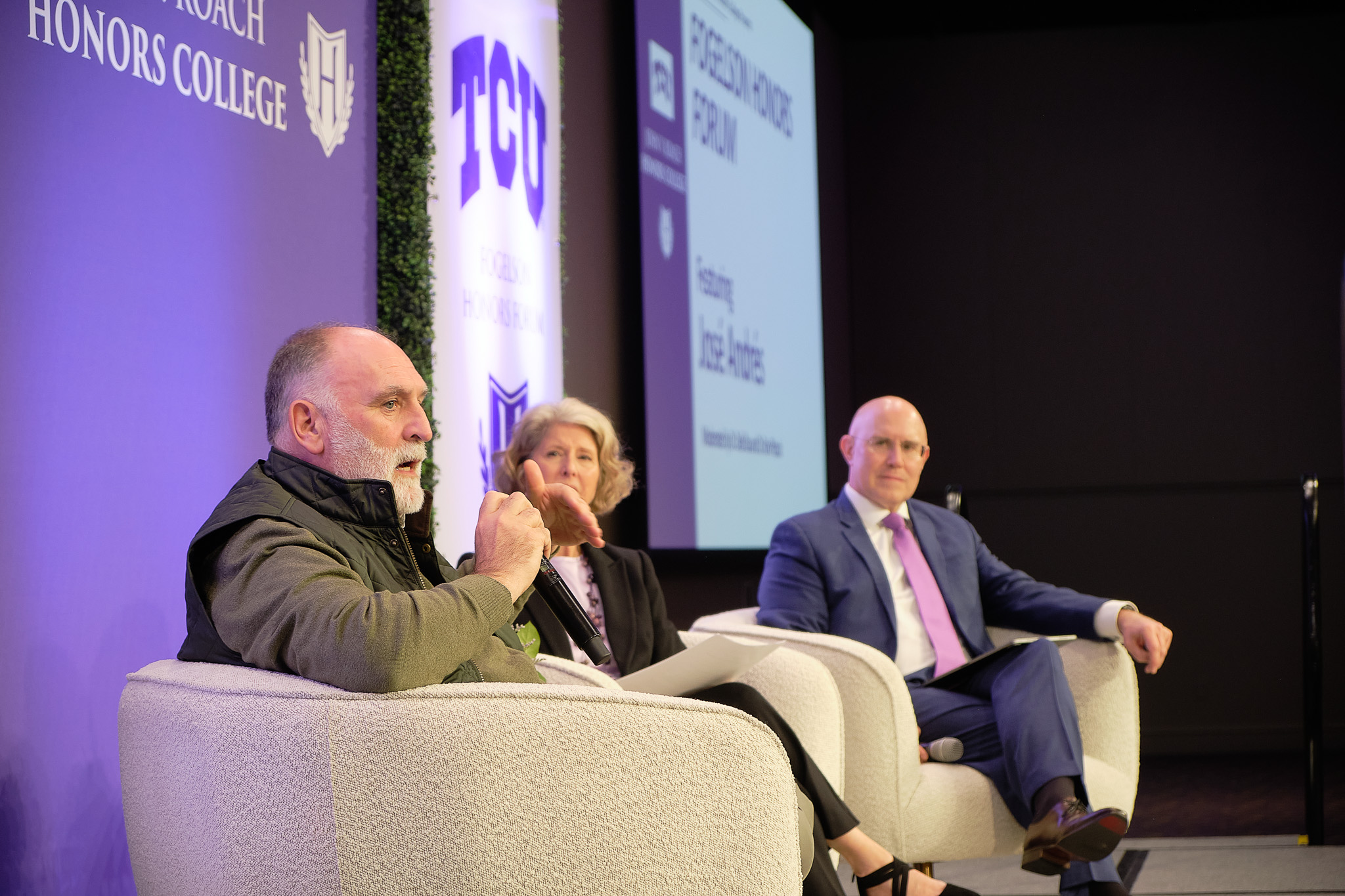 José Andrés speaking at the fogelson Honors Forum