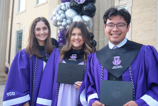 Three TCU graduates